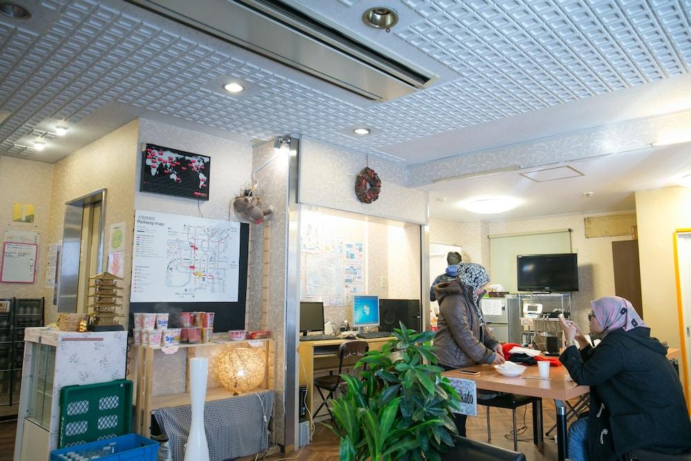 Mikado Asrama Osaka
